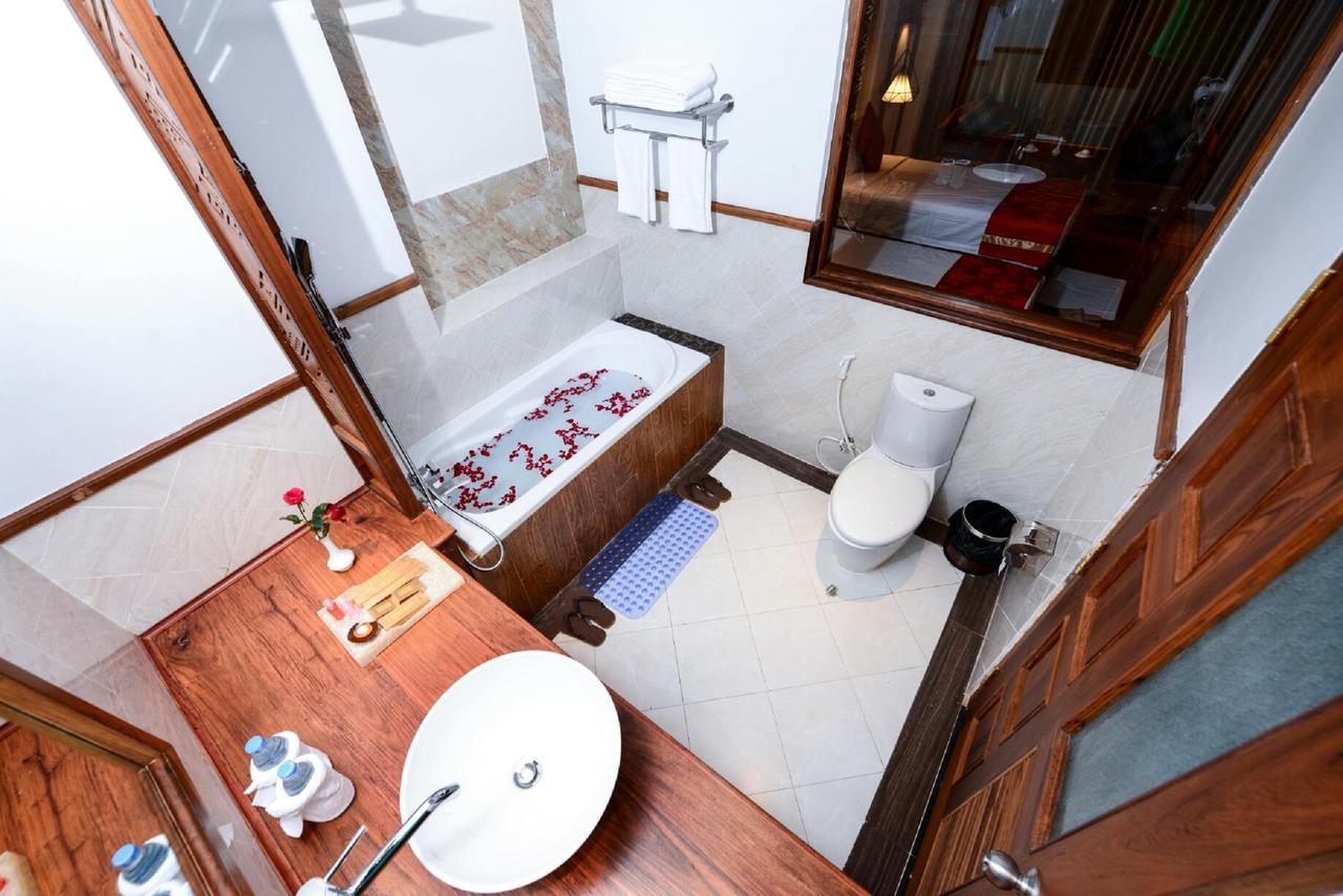 Hotel Thipaw Гсіпо Екстер'єр фото