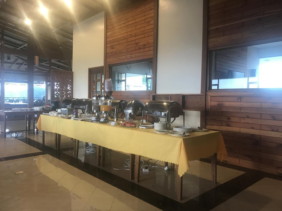 Hotel Thipaw Гсіпо Екстер'єр фото